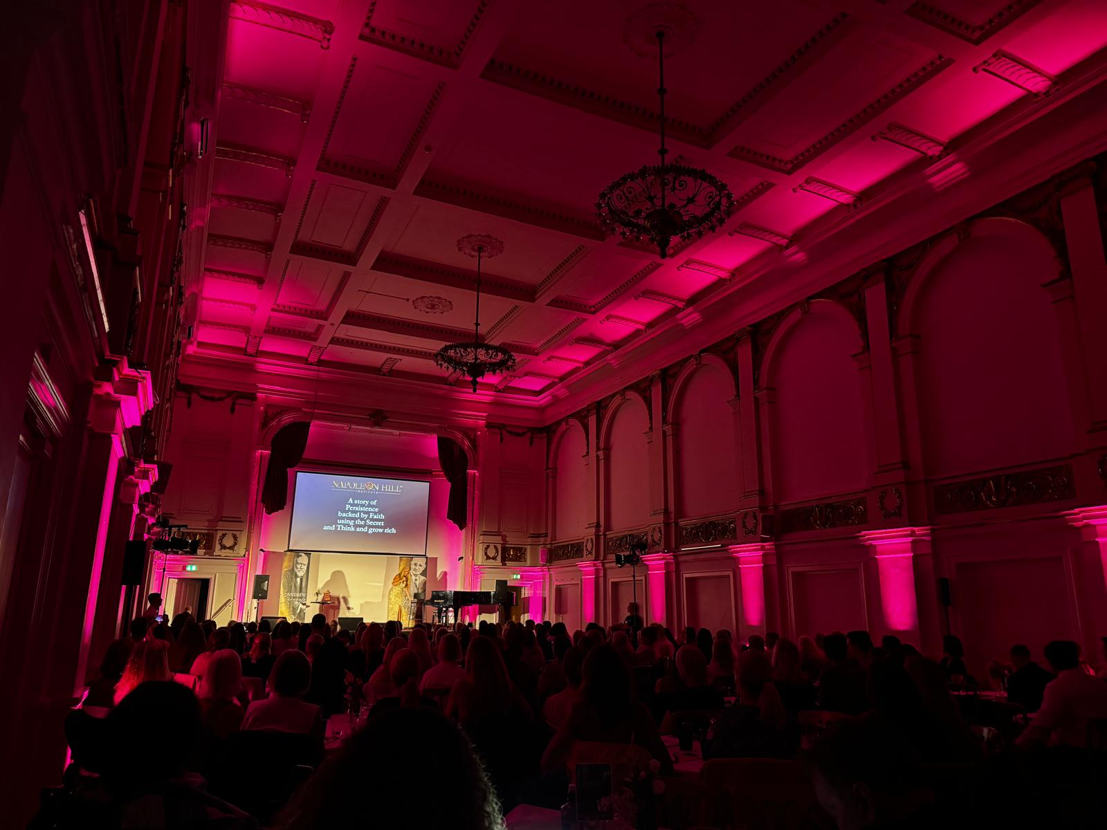 A full ballroom of guests at a Napoleon Hill Institute event